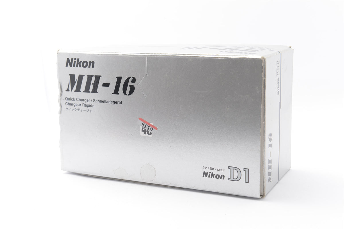 NC-0595 — Nikon MH-16 Quick Charger (For Nikon D1) — main product view