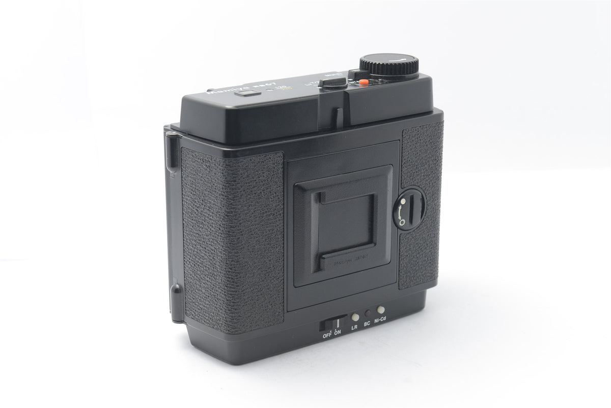 NC-0607 — Mamiya RB67 6x7 120/220 Motorized Magazine Film Back — detail photograph 4