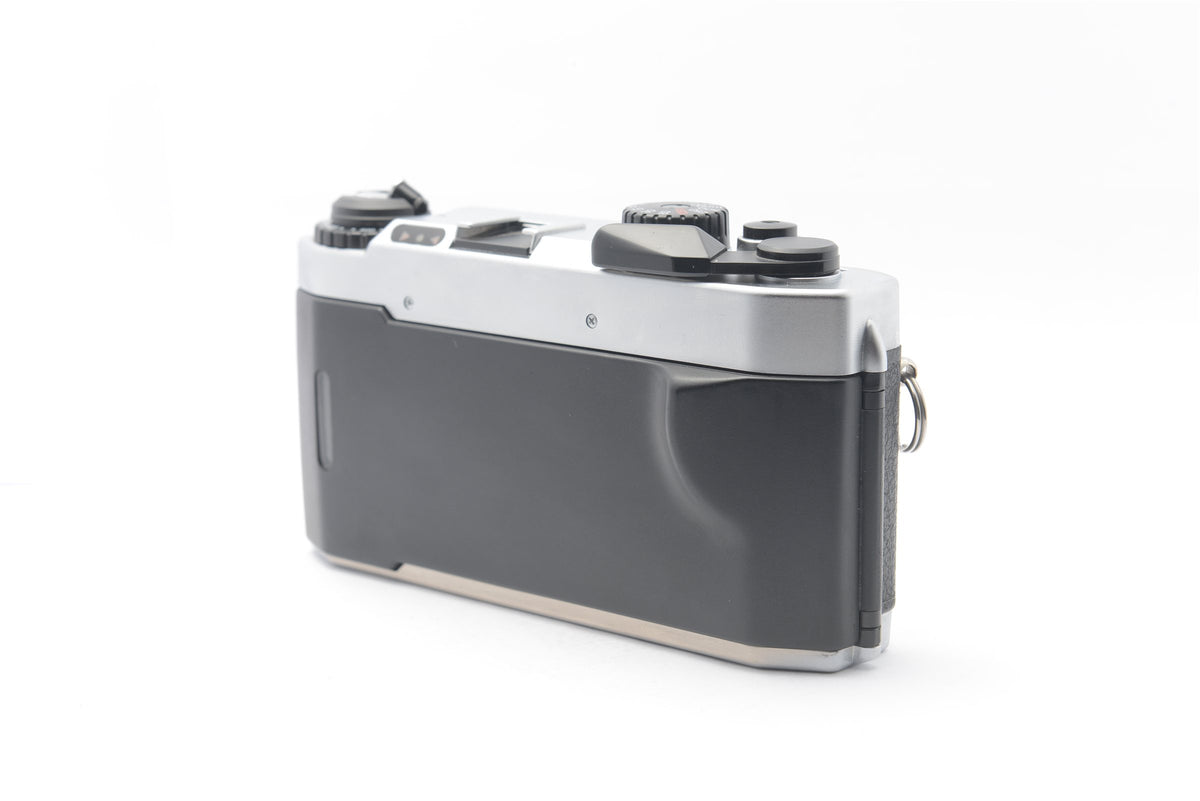 NC-0609 — Voigtlander Bessa-L Body — detail photograph 3