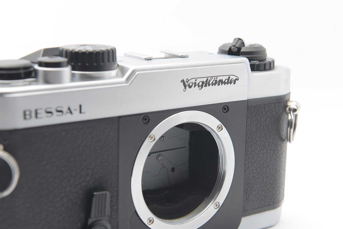NC-0609 — Voigtlander Bessa-L Body — detail photograph 5