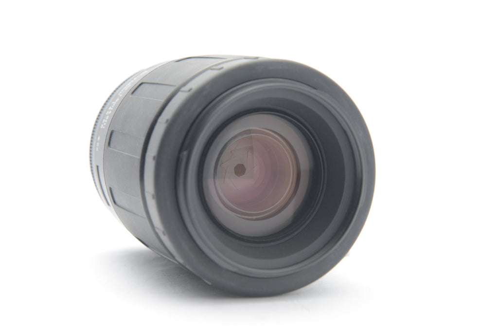 NC-0625 — Tamron 80-210mm f/4.5-5.6 AF (For Nikon F AF-D) — detail photograph 5