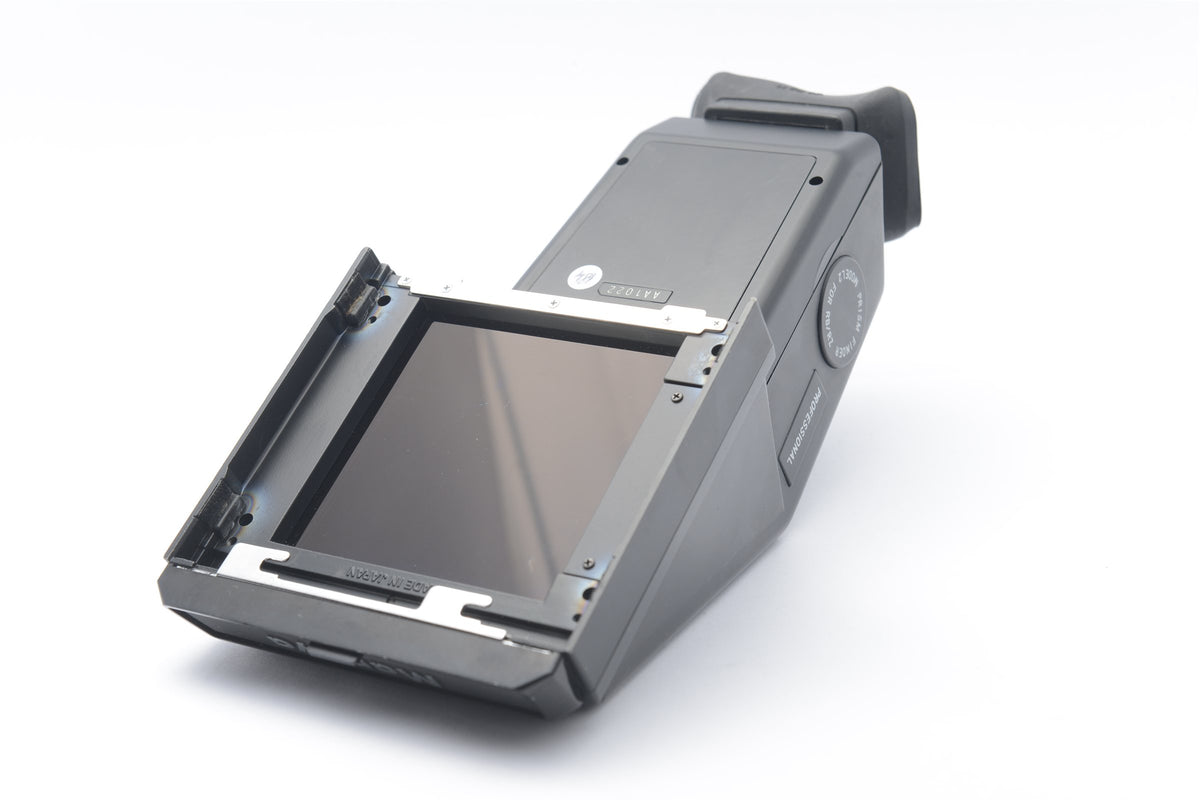 NC-0652 — Mamiya Prism Finder Model 2 (For RB Pro S, Pro SD, and RZ) — detail photograph 6