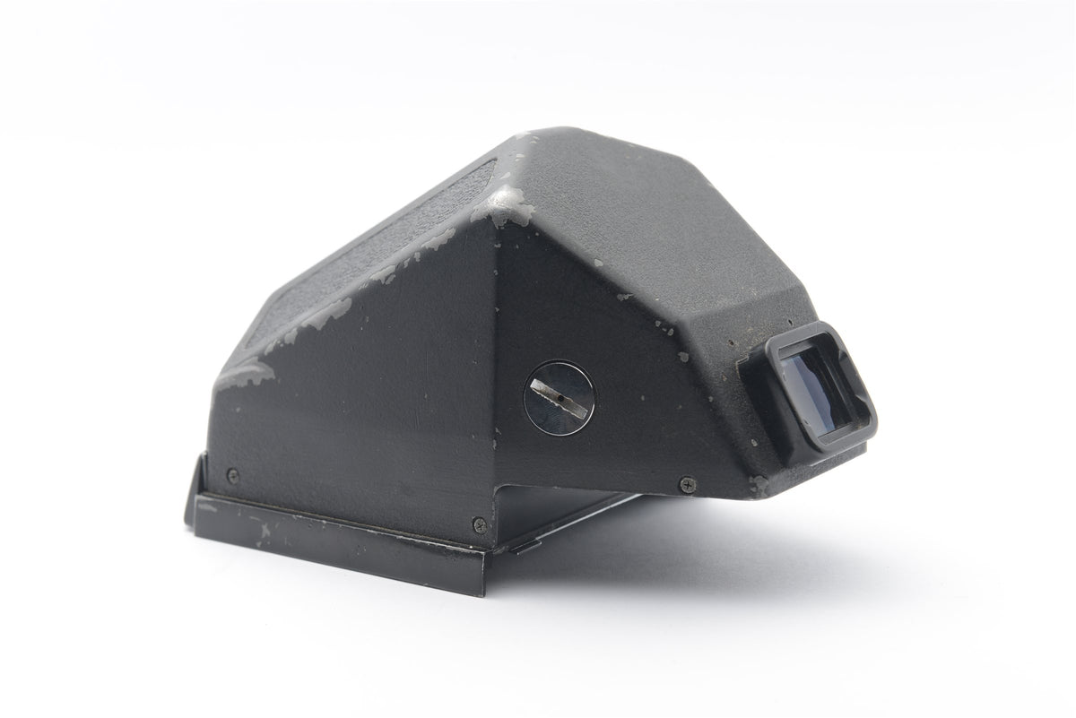 NC-0654 — Mamiya Cds Metered Prism Finder (For RB67) — detail photograph 2