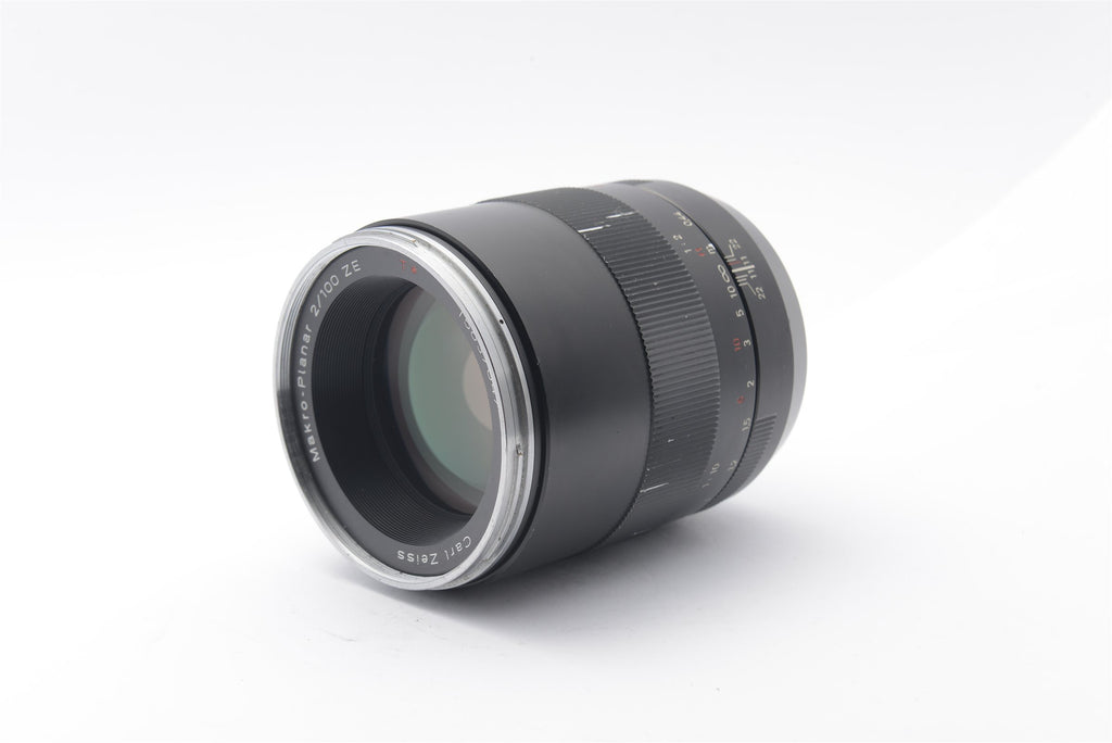 Carl Zeiss 100mm f/2 Makro-Planar T* (For Canon EF) – image 1 of 5