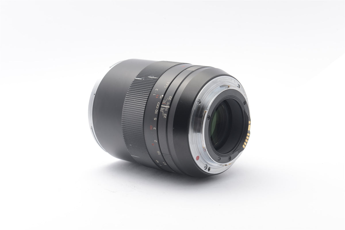 Carl Zeiss 100mm f/2 Makro-Planar T* (For Canon EF) – image 2 of 5