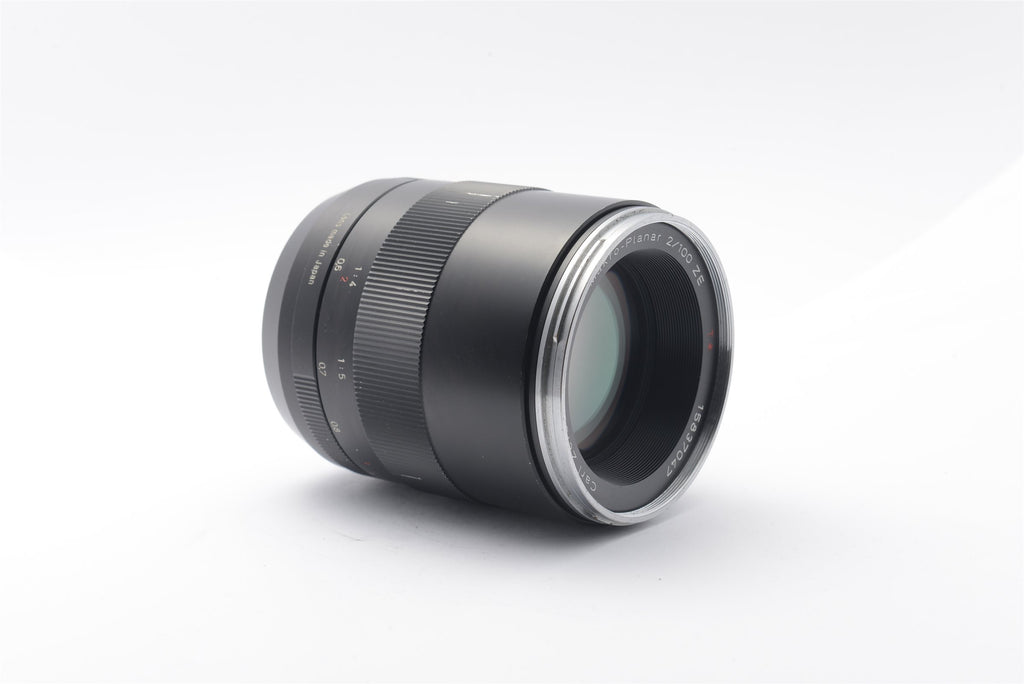 Carl Zeiss 100mm f/2 Makro-Planar T* (For Canon EF) – image 4 of 5