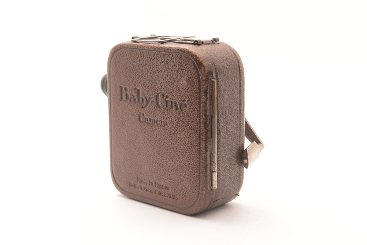 Pathé Baby-Cine 9.5mm (Brown Leather) – image 2 of 10