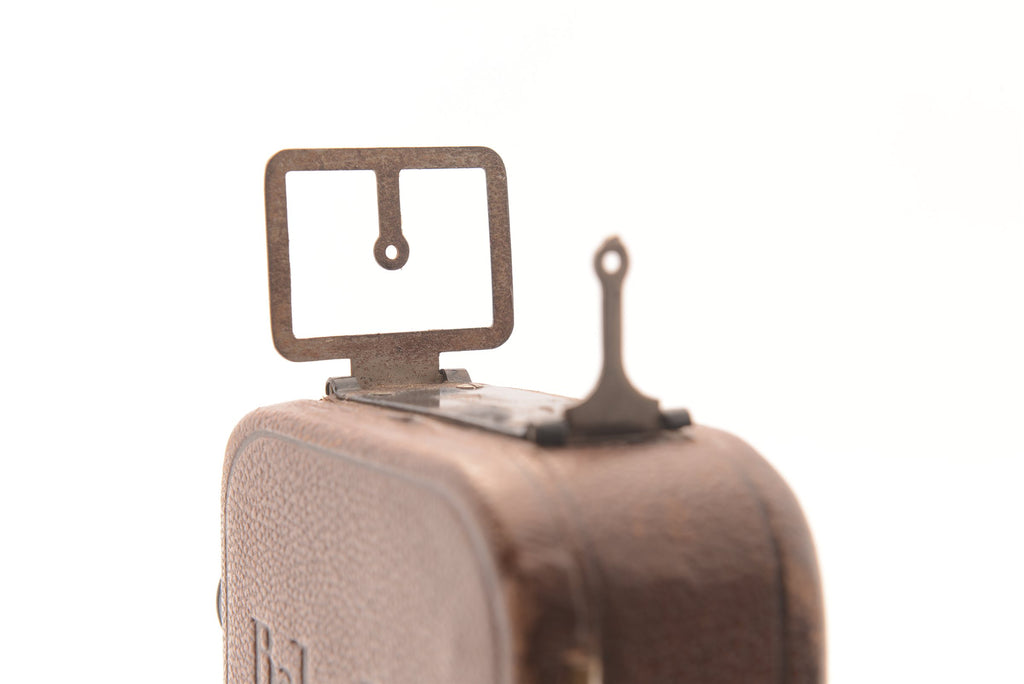 Pathé Baby-Cine 9.5mm (Brown Leather) – image 6 of 10