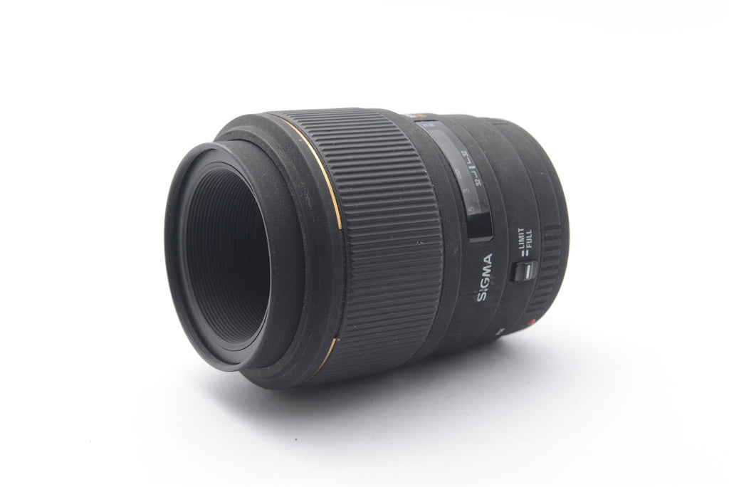 Sigma 105mm f/2.8 DG Macro for Minolta AF – image 1 of 4