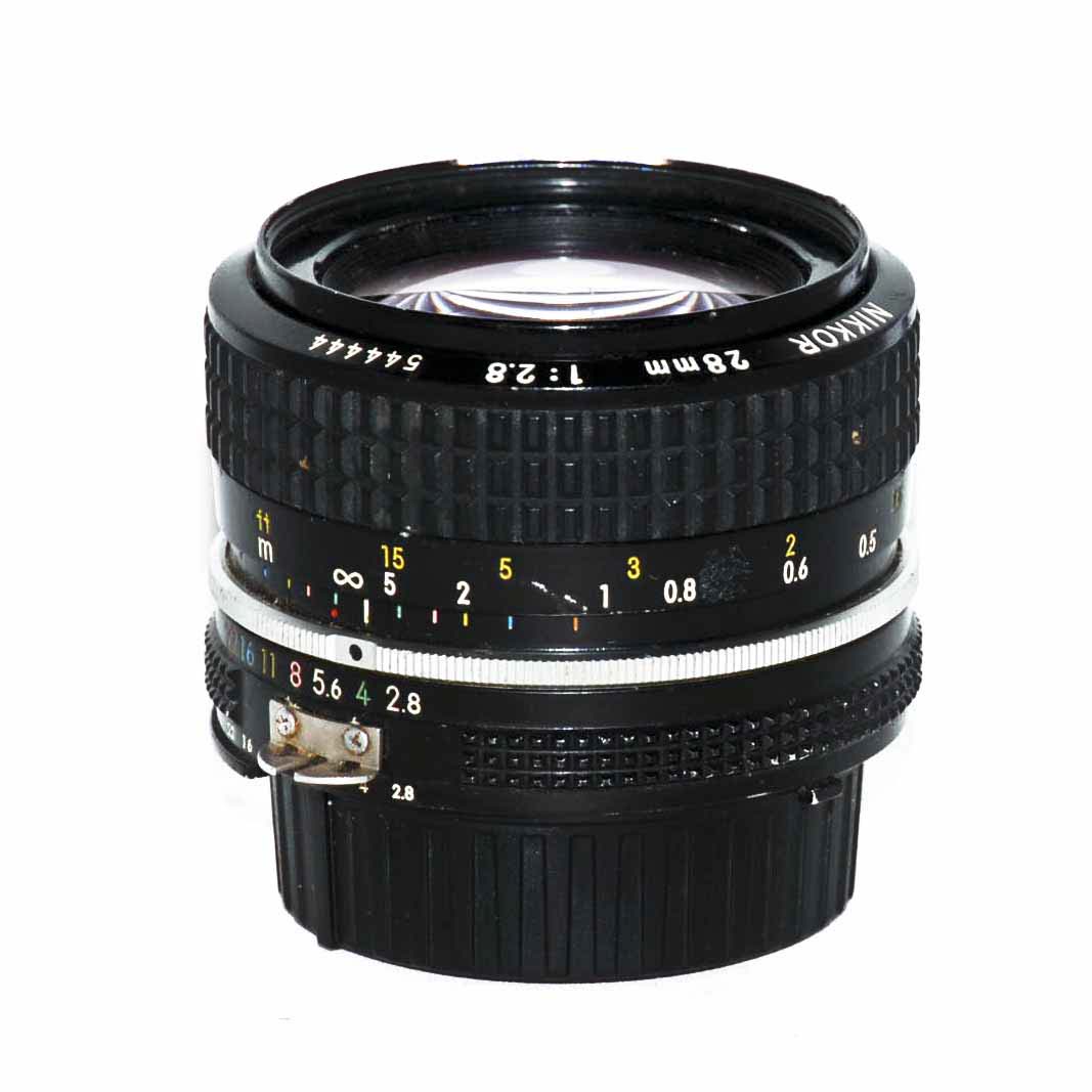 Nikkor-28mm-f2.8-2.jpg